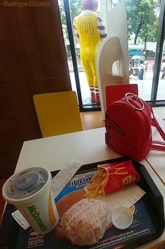 McDonalds, McDonalds Bangkok, junk food in Bangkok, Fast food in Bangkok, solo travel to Bangkok, Indian traveller, thatexpeditioner
